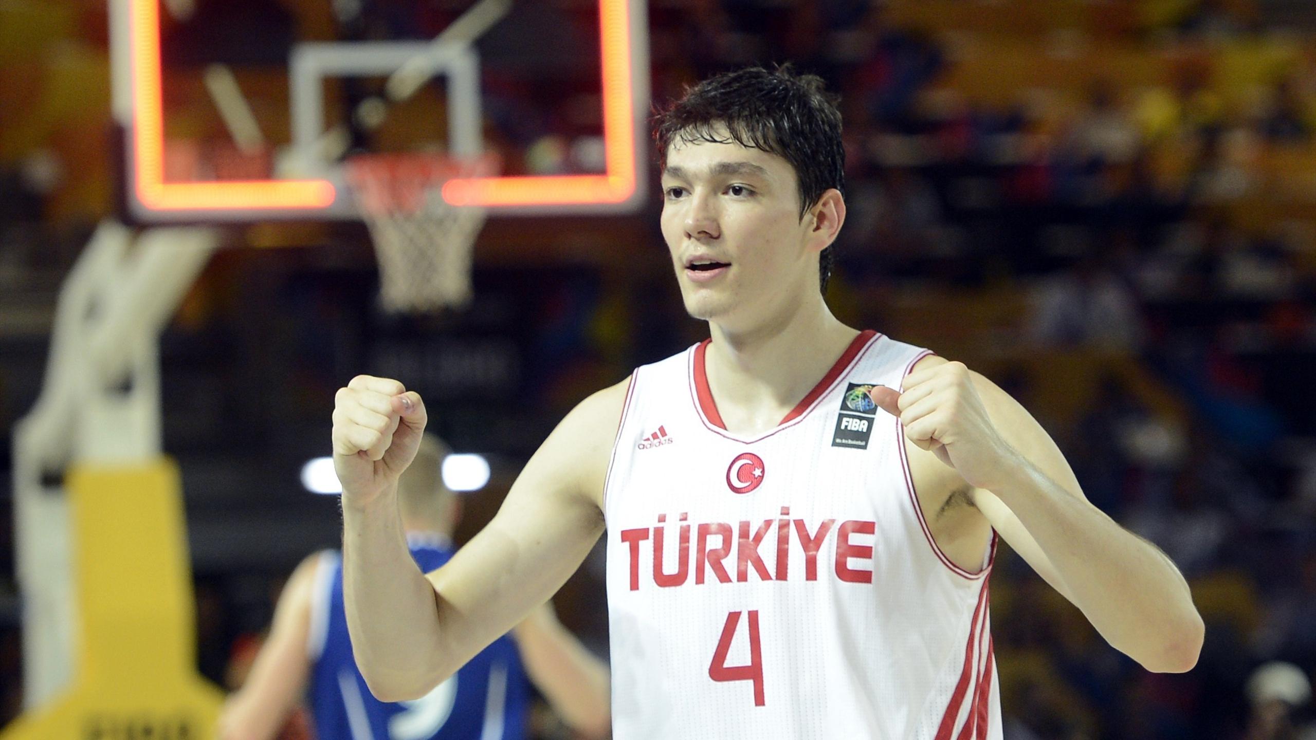 Cedi Osman, NBAde Minnesota Timberwolves tarafından draft edildi 55